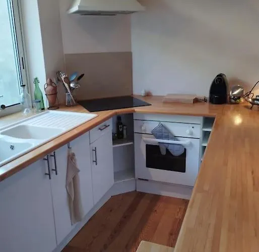 Au Village * Mourvilles-Hautes